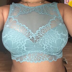 Victoria secret Lace bralette flower pattern padded bra